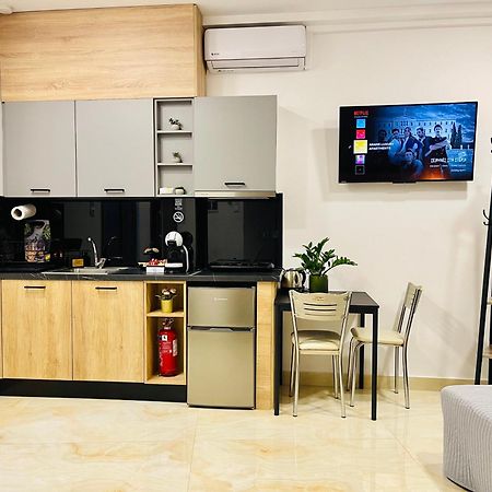 Arame Luxury Apartments Atene Esterno foto